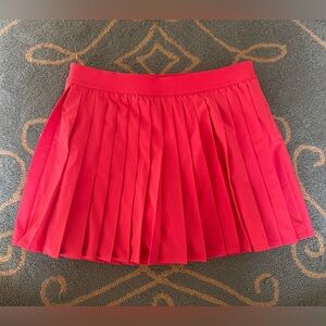 Lululemon- High Rise Pleated Tennis Skirt (size 8)